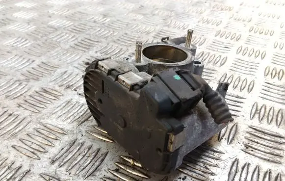 Opel Corsa D Electric throttle body valve 9157512 0280750044