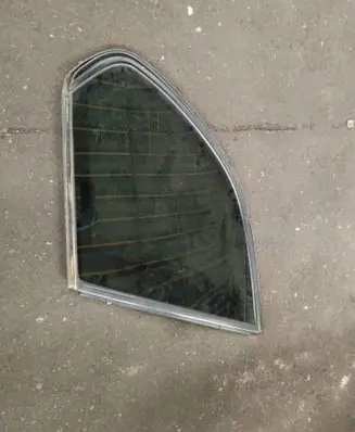 BMW X5 E53 Rear side window 43R00069