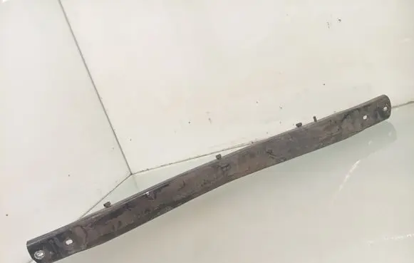 Radiator support slam panel bracket