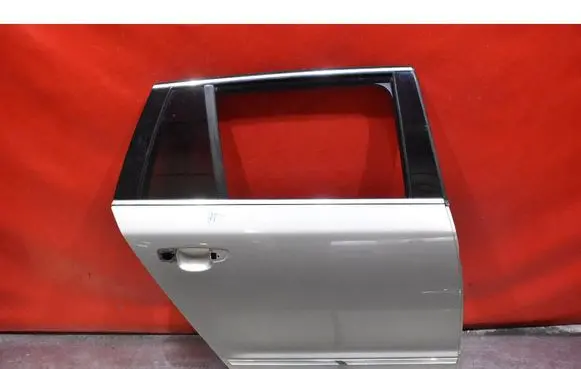 Skoda Superb B6 (3T) Rear door