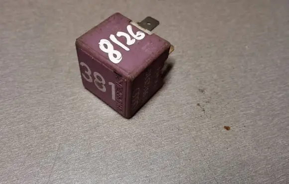 Audi A6 S6 C5 4B Other relay 431951253G 899516 899516000