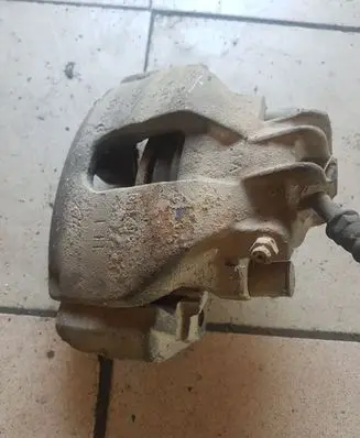 Volvo V70 Front brake caliper