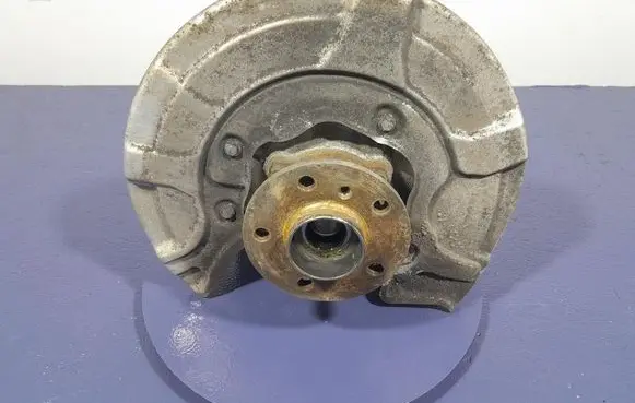 BMW X7 G07 Front wheel hub spindle knuckle 