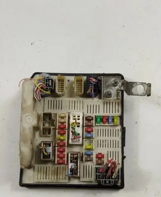 Renault Megane II Fuse box set 8200455424J