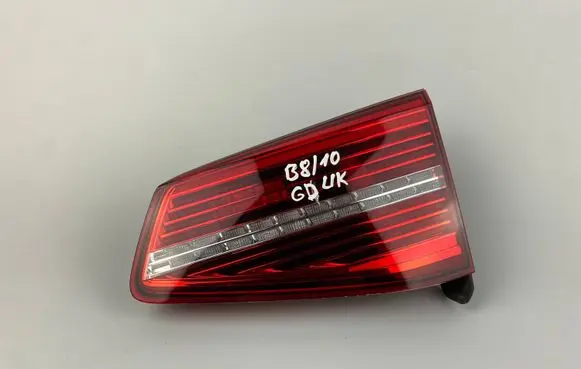 Volkswagen PASSAT B8 Tailgate rear/tail lights 3G9945308D 81450222 3G9945308