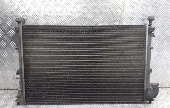Opel Vectra C Coolant radiator