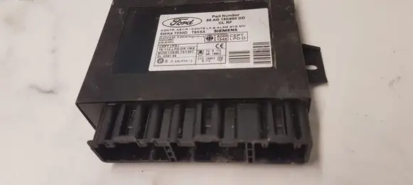 Ford Focus Comfort/convenience module 98AG15K600DD 5WK47230D