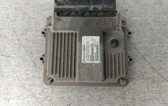 Fiat Grande Punto Engine control unit/module ECU 51806508