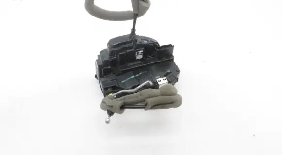 Nissan Leaf II (ZE1) Front door lock