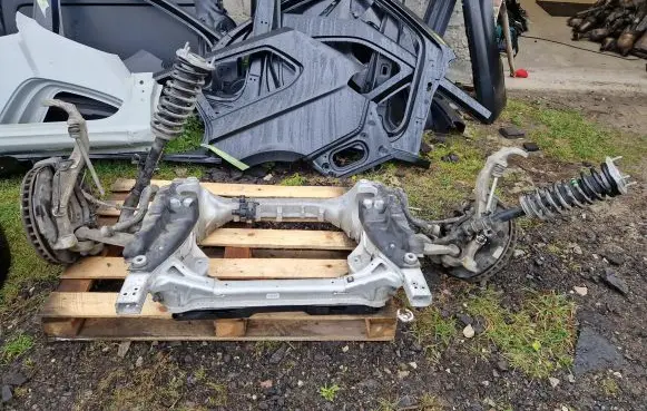 Mercedes-Benz EQC Front axle beam 