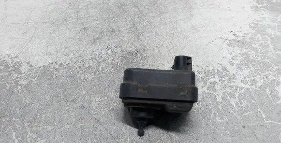 Headlight level adjustment motor