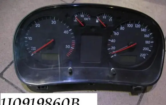 Volkswagen Golf IV Speedometer (instrument cluster) 1J0919860B