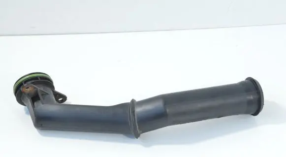 Porsche Cayman 987 Oil fill pipe 987107015