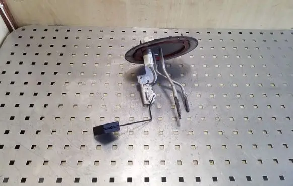 Fuel level sensor