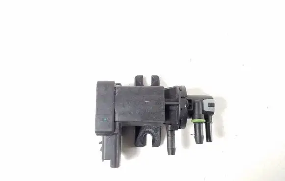 Peugeot 3008 I Turbo solenoid valve 9674084680