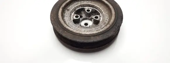 Volkswagen PASSAT B4 Crankshaft pulley 028105243K