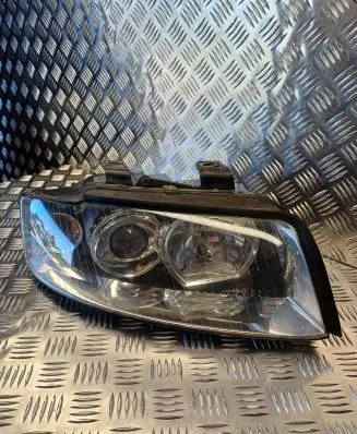 Audi A4 S4 B6 8E 8H Headlight/headlamp 8E0941004AQ 89310240