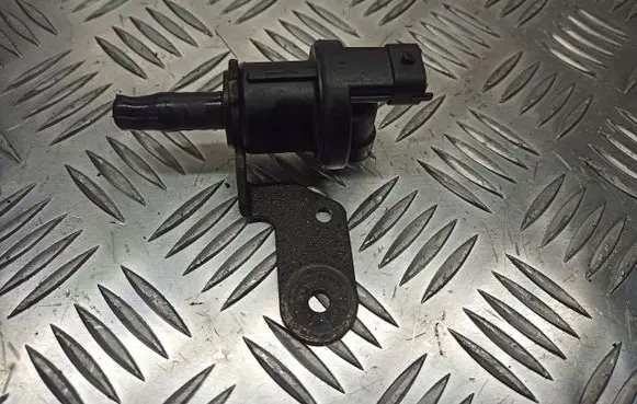 Opel Corsa D Valve vacuum 0280142447