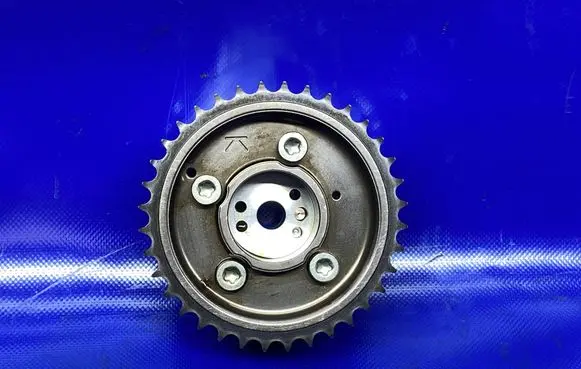 Hyundai i30 Camshaft pulley/ VANOS 2435004000 085000311 9U26200699