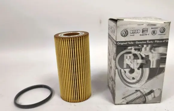 Audi A3 S3 8P Oil filter cover 06D115562