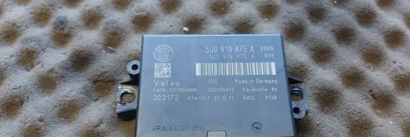 Skoda Octavia Mk2 (1Z) Parking PDC control unit/module 5J0919475A