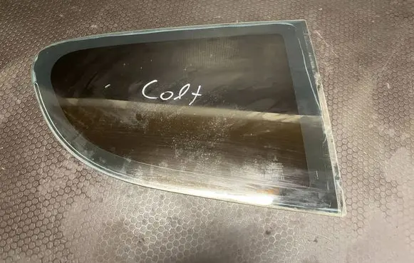 Mitsubishi Colt Rear side window DOT794AS2M6 43R00048 DOT24AS2M68