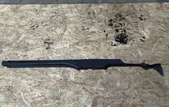 Audi A4 S4 B5 8D Front sill trim cover 8D0853905