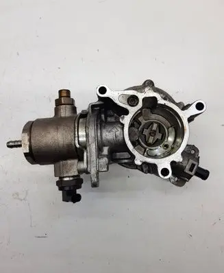 Volkswagen Eos Fuel injection high pressure pump 06J127025E