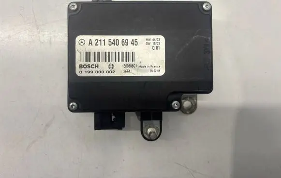 Mercedes-Benz E W211 Battery control module 0199000002