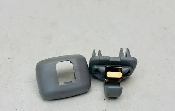 Audi A1 Sun visor clip/hook/bracket 8E0857563A