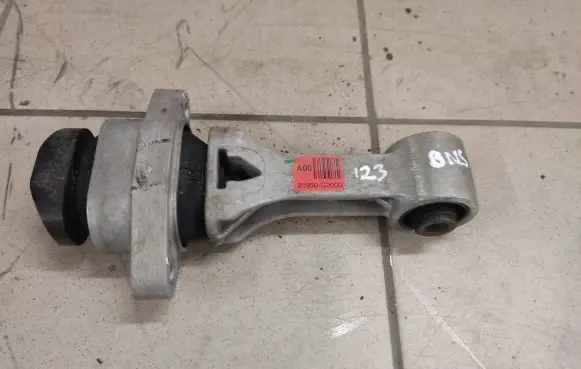 KIA Niro Engine mount bracket 21950G2000