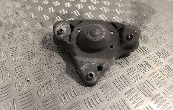 Volkswagen PASSAT B5 Coil spring mount 8D0412383E