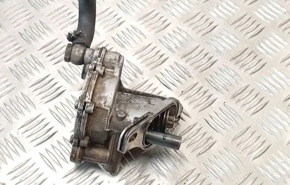 Volkswagen Transporter - Caravelle T4 Vacuum pump 72053332