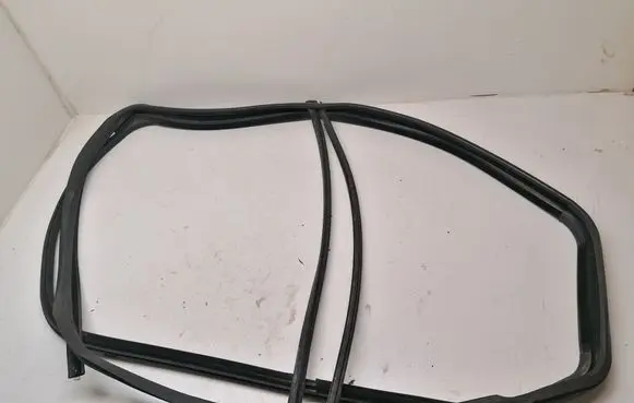 Ford Transit Front door window/glass frame BK31V21510AD