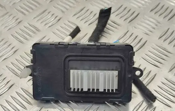 Mazda 3 Heater blower motor/fan resistor BDGF61590A