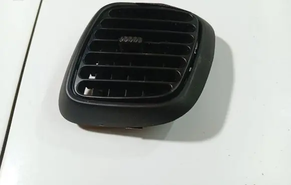 Renault Laguna I Dash center air vent grill 