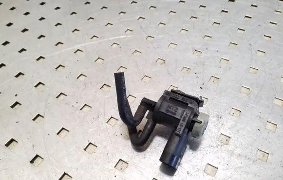 Audi A3 S3 8P Turbo solenoid valve 1K0906283A