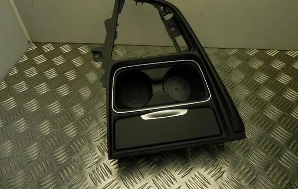 BMW 3 F30 F35 F31 Cup holder back 9218925 T143