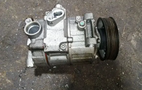 Volkswagen PASSAT B7 Air conditioning (A/C) compressor (pump) 699357