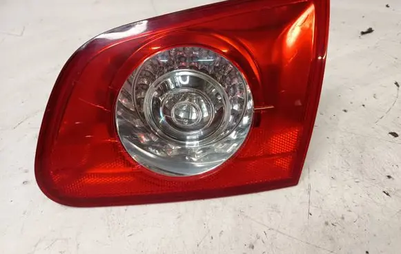 Volkswagen PASSAT B6 Tailgate rear/tail lights 3C9945094
