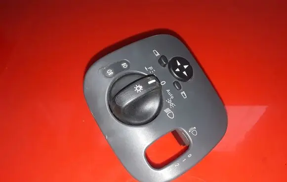 Mercedes-Benz C W203 Light switch A2035450604 04058515 574725