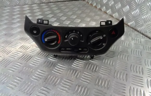 Chevrolet Aveo Interior fan control switch 