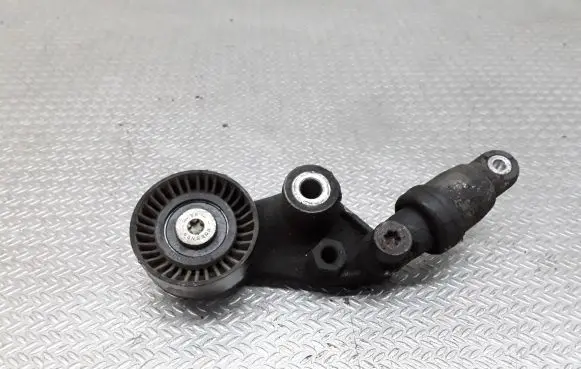 SsangYong Rodius Generator/alternator belt tensioner