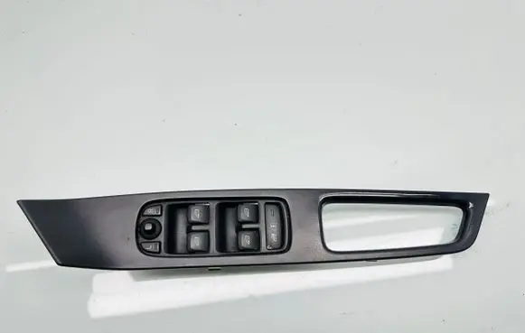 Volvo XC60 Electric window control switch 31334347