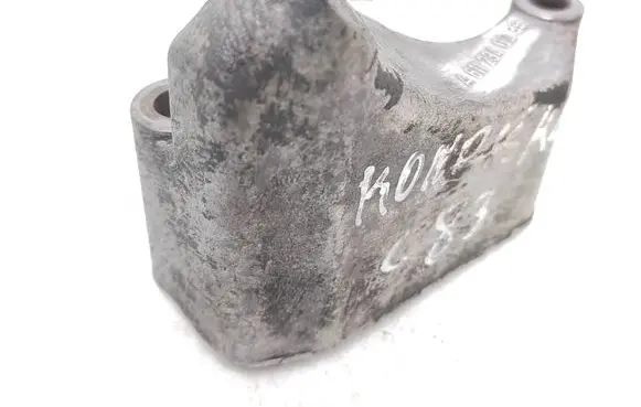 Mercedes-Benz E W211 A/C compressor mount bracket A6112340239