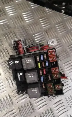 Ford Mondeo MK IV Fuse module bs7t14a481aa