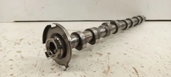 Mercedes-Benz CLS C218 X218 Camshaft 2780509101 A2780509101 2760510139