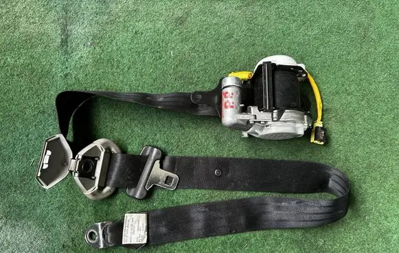 Honda HR-V Front seatbelt 34785 8492081A7 NSB085BR39