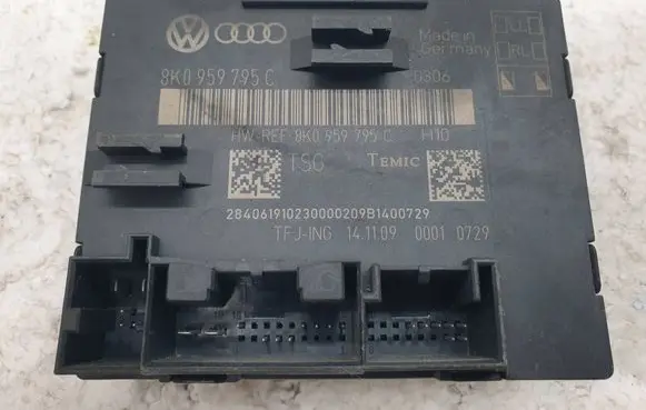 Audi A4 S4 B8 8K Door control unit/module 8K0959795C
