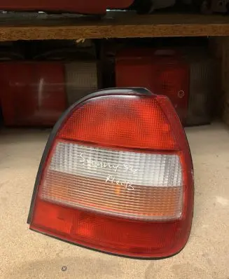 Nissan Sunny Rear/tail lights 22063324